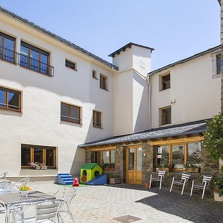 Alberg Anna Maria Janer Llivia Exteriér fotografie