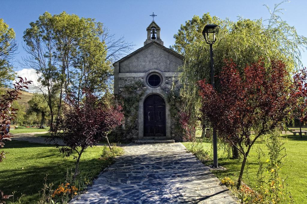 Alberg Anna Maria Janer Llivia Exteriér fotografie